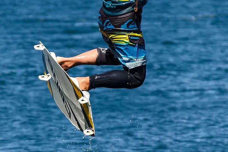 Kitesurfing Lessons UK